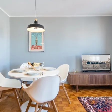 Host Wise - Fantastic Peaceful Flat In Gaia